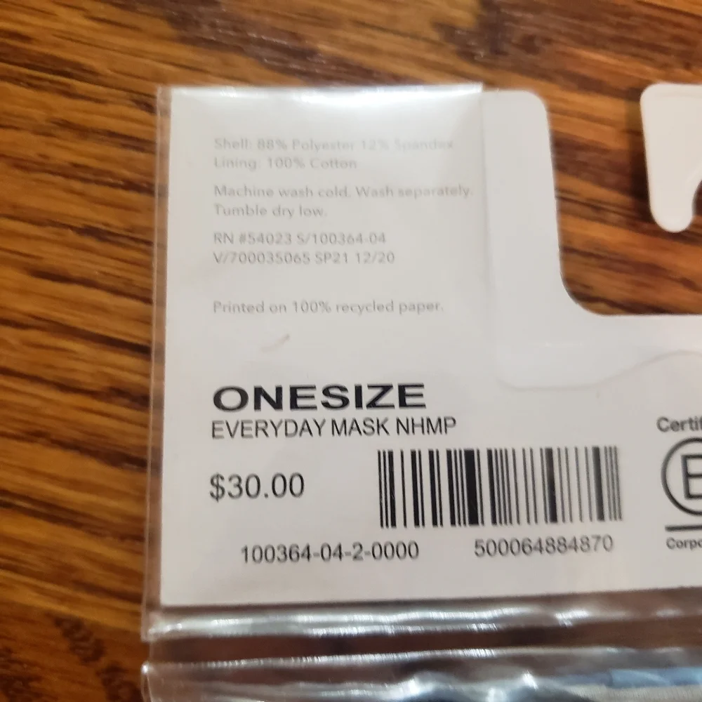 NWT Athleta Everyday Masks Pack of 5